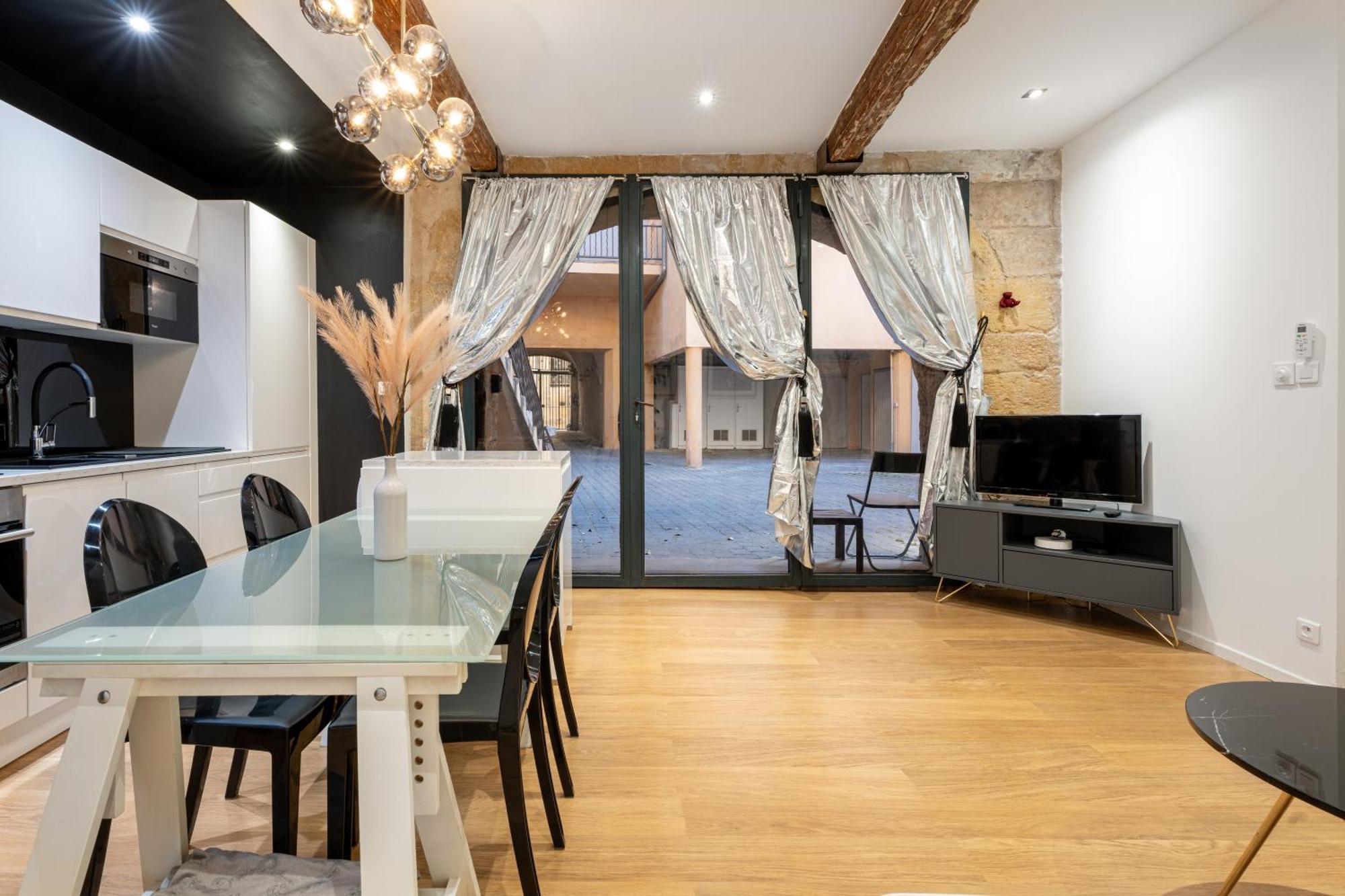 אקס-אן-פרובאנס Le Yona Mirabeau - Appartement T3 Atypique Situe Dans Le Centre Ville Historique - Proche Rotonde מראה חיצוני תמונה